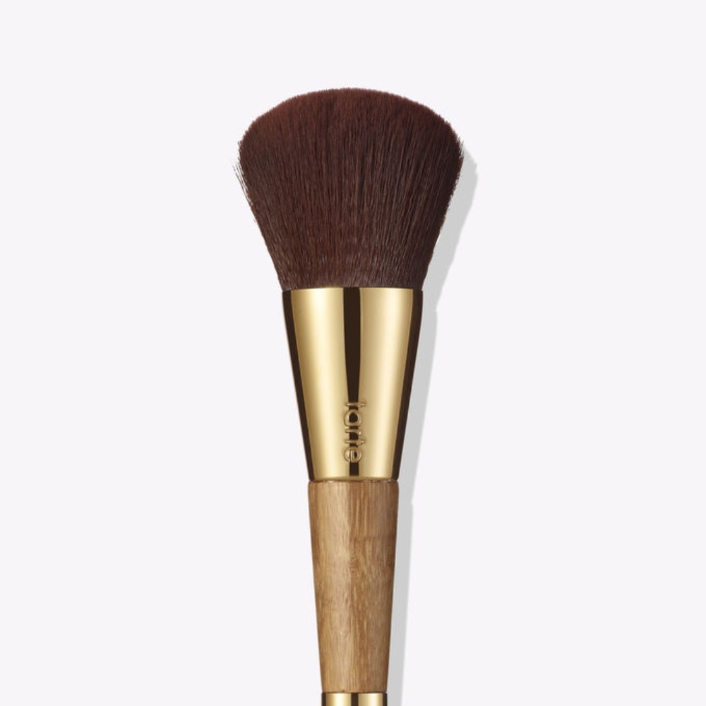 TARTE bronze & glow™ contour brush - Picture 2 of 8